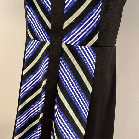 Striped Black and Blue‎ scoop neck sleeveless Dress - Picture 4 of 12